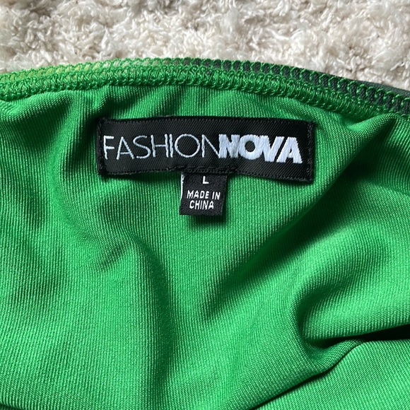 ✨Fashion Nova Green Set✨ - Picture 3 of 6